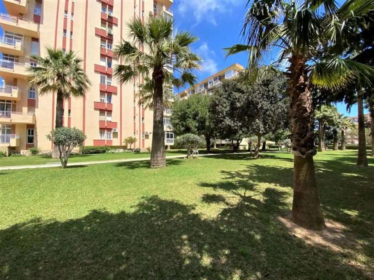 New Confort Benalmádena Kültér fotó